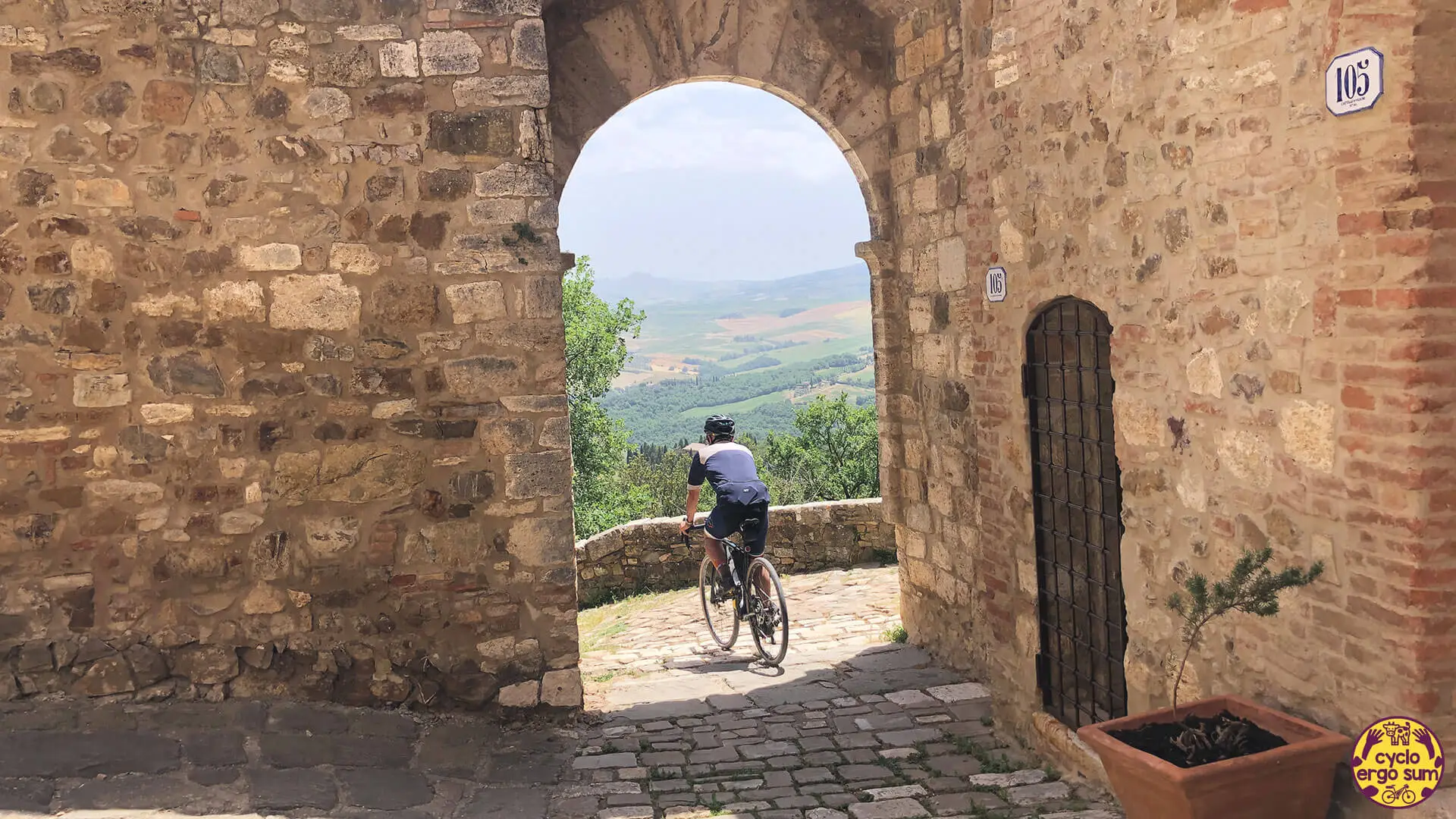 Gravel in Val d'Orcia | Vignoni Alto