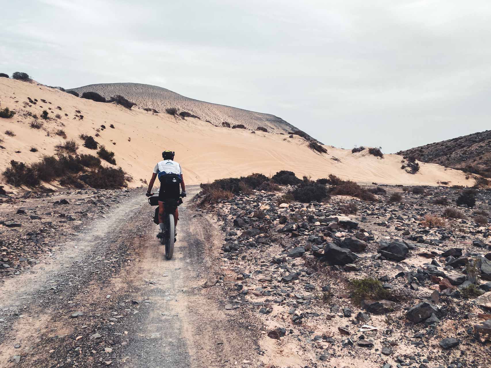 Lanzarote Bikepacking Experience | Sabbia a La Graciosa